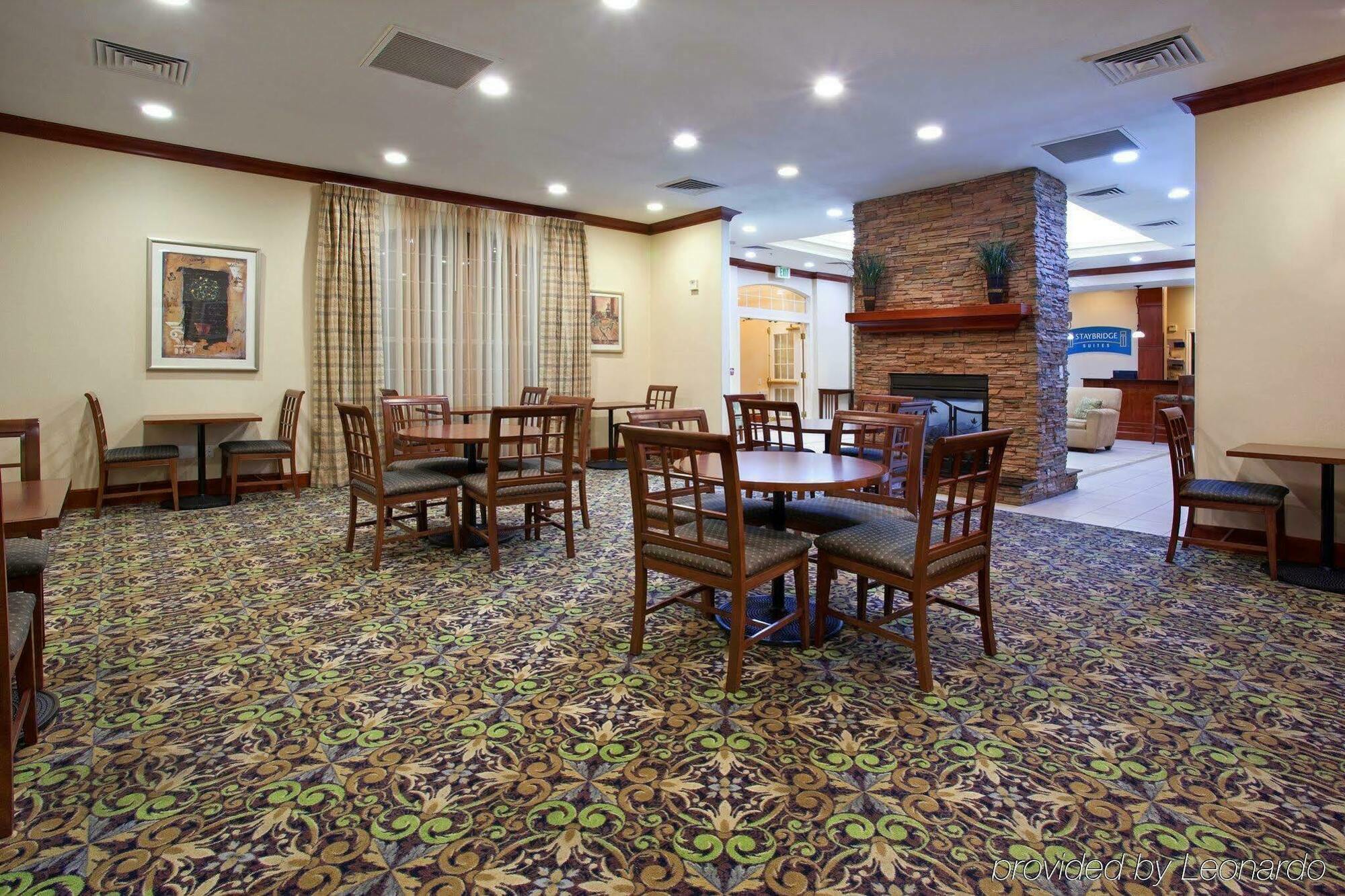 Staybridge Suites Denver Tech Center By Ihg Centennial Restaurant photo